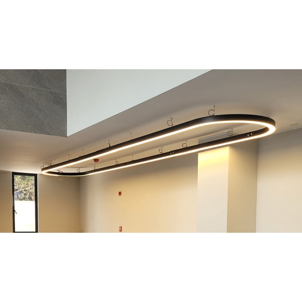 Oval 6080 - Luminaria ovalada L1900x1100mm, 100lm/W, 3000k